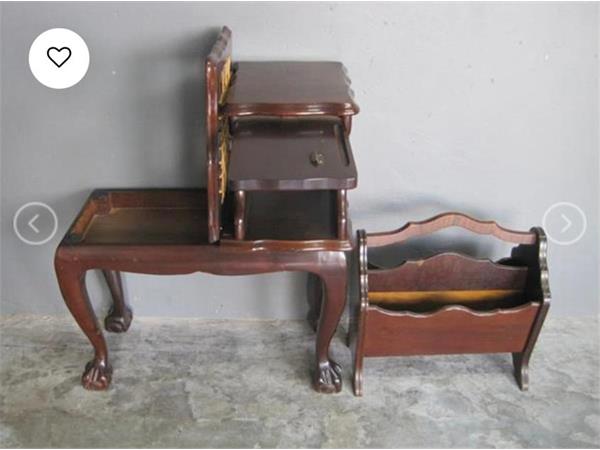 ~/upload/Lots/51245/ivyqidstqp3ua/Lot 021 Ball & claw telephone table_t600x450.jpg